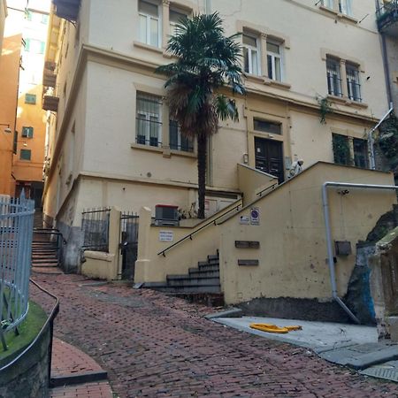 Casa Maura - 2 Passi Nella Storia Apartment Genoa Bagian luar foto